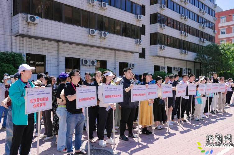 西班牙0比1瑞士(西班牙0比0瑞典)