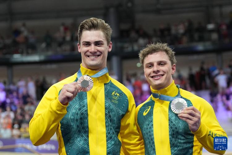 排名更新勇士称霸 雄鹿稳坐第二 湖人位列第十九