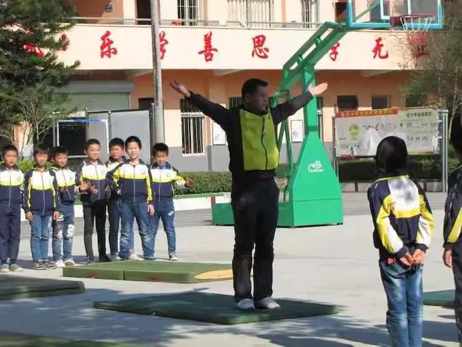 巴特勒与罗斯球权分配 罗斯期望巴特勒积极进攻的表现