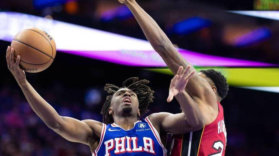 乒乓球运动员樊振东简历