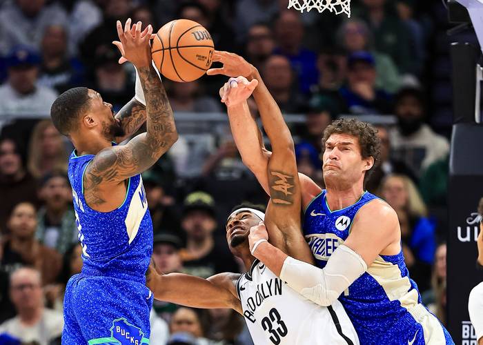 瓦莱乔助力巴西队大胜对手 篮板成制胜关键 此行必夺奖牌 瓦莱乔助力巴西队大胜对手 篮板成制胜关键 此行必夺奖牌