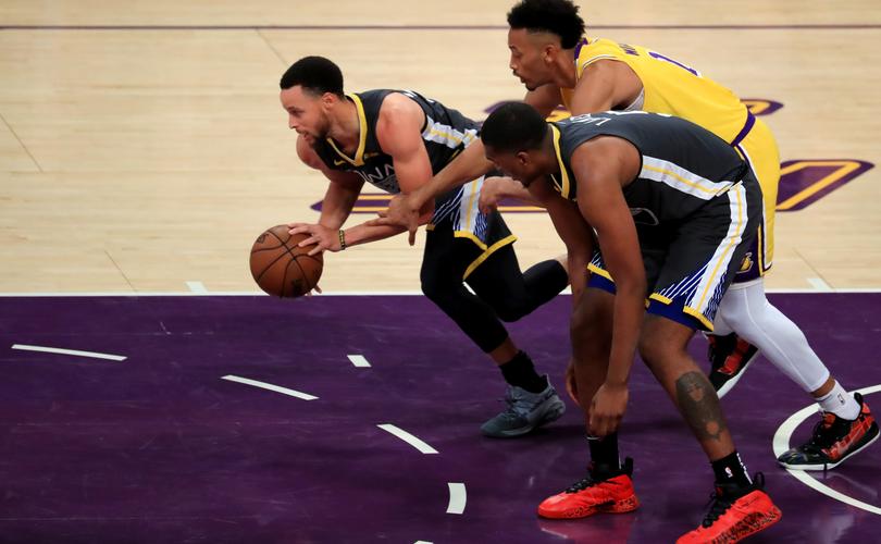 加拿大时间和中国时间差对照表 加拿大时间和中国时间差对照表