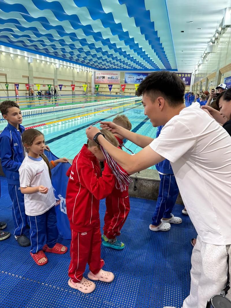 曼城总监 福登是曼城青训学院所有人的榜样 他正在走向巅峰