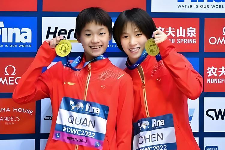 罚球线扣篮(罚球线扣篮视频)