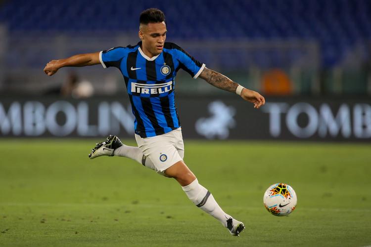 c罗摔球迷手机被禁赛_c罗摔球迷手机被禁赛原因