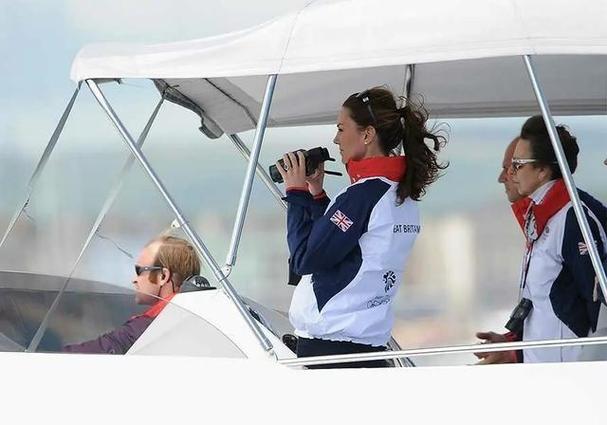 魔术击败76人 武神霍姆斯大爆发 亮眼得分表现助力两连胜 魔术击败76人 武神霍姆斯大爆发 亮眼得分表现助力两连胜