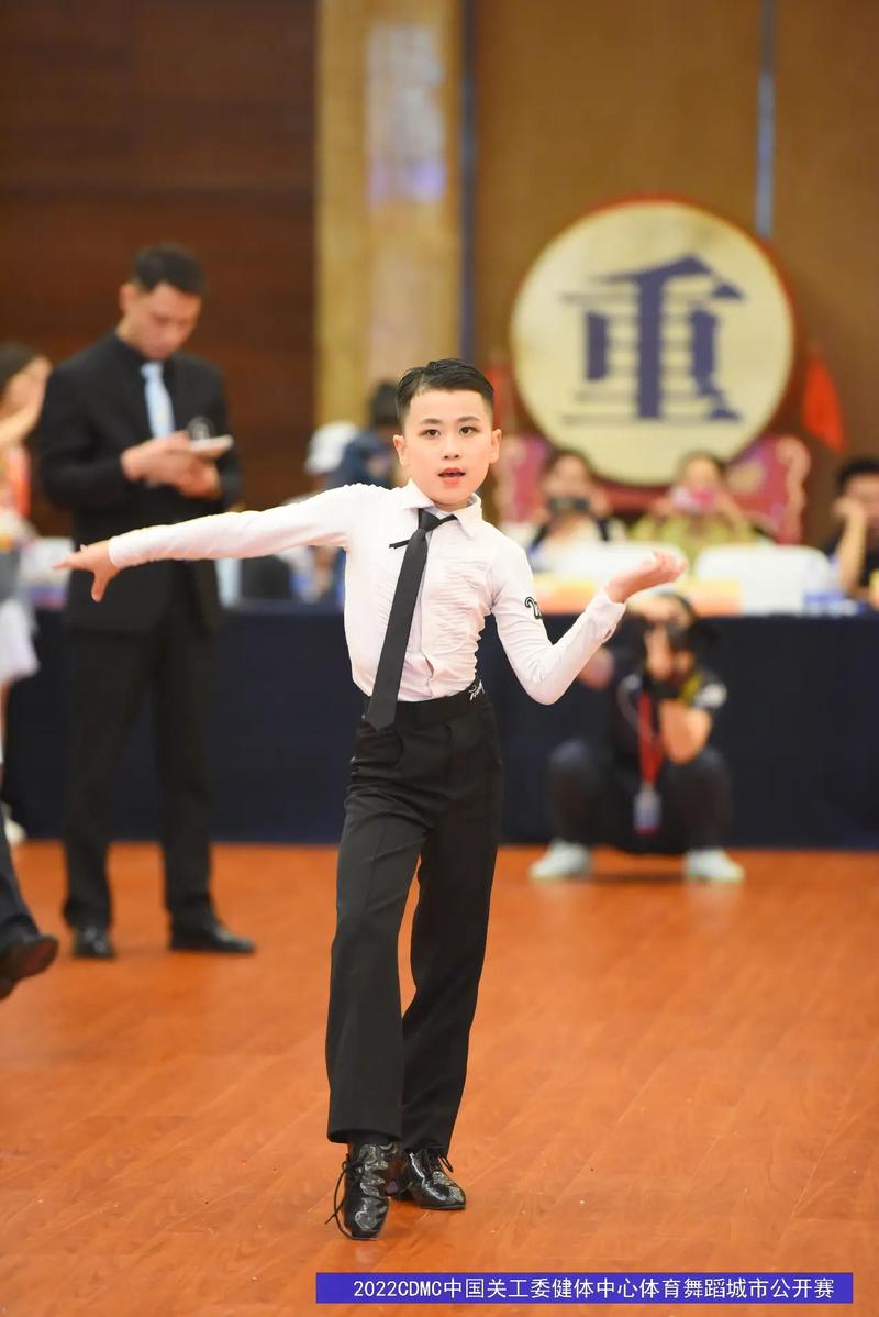 快船与掘金对决精彩瞬间回顾 谁能掌控比赛节奏 快船与掘金对决精彩瞬间回顾 谁能掌控比赛节奏