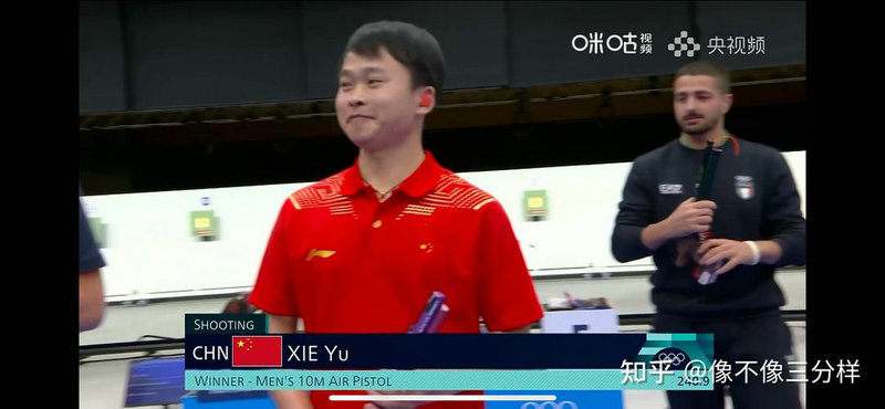 阿杜末节发力全场得分超30分高效表现闪耀全场