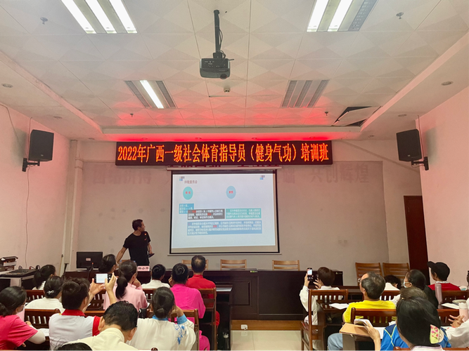 骑士与奇才赛场对决骑士新军展现锋芒 八村塁发挥亮眼