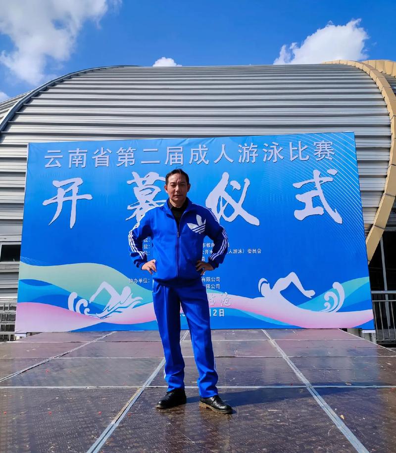 科勒卡戴珊与男友分手 欲要与罗宾洛佩兹交往 科勒卡戴珊与男友分手 欲要与罗宾洛佩兹交往