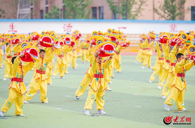 格里芬看好鹈鹕六号秀他正走在正确的道路上