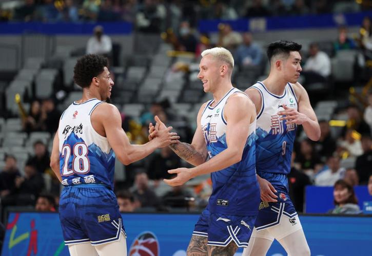 F1新加坡站阿隆索两连胜汉密尔顿退赛 F1新加坡站阿隆索两连胜汉密尔顿退赛