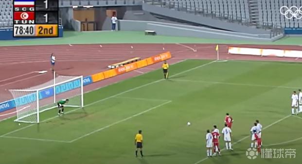 珍妮与勒布朗现身训练馆 全员投入训练 蓄势待发